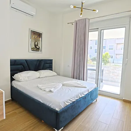 Apartment Sea Golem (Tirana)